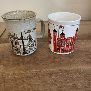 London Themed Ceramic Mug - White and Red